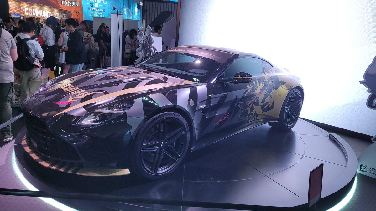 Einfach ein #AstonMartinZZZ auf der #Gamescom2025 😮😱
#RiduMysteryTales #zzzero