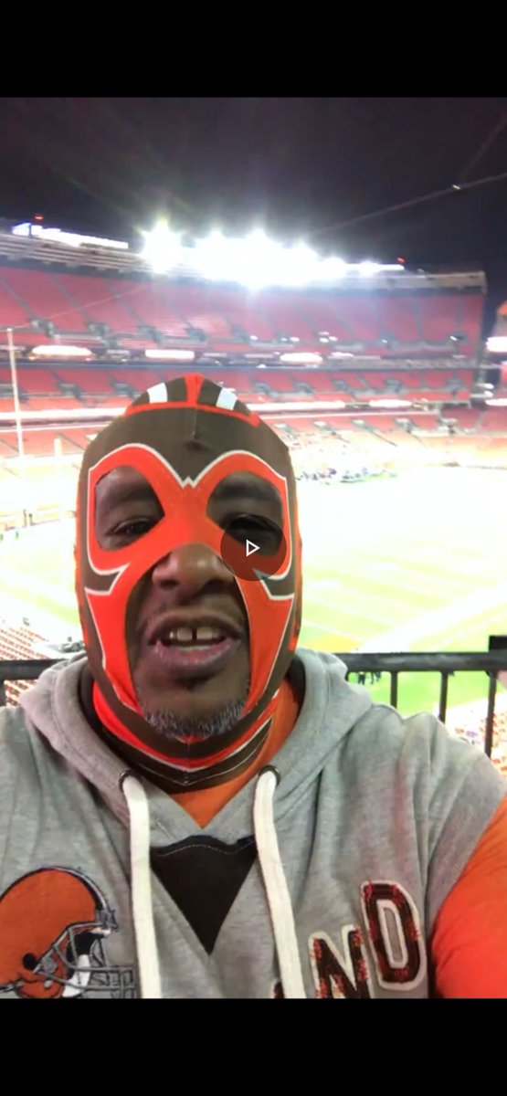 Help me win these <a href="/Browns/">Cleveland Browns</a> tickets by voting on the link below, please!
web.witcontests.com/browns/v/6gabB…