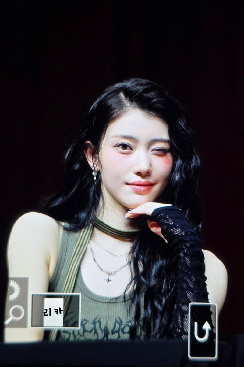 250822 점프업 대면 팬싸 프리뷰

#Kep1er #XIAOTING #케플러 #샤오팅 #션샤오팅 #심소정 #沈小婷