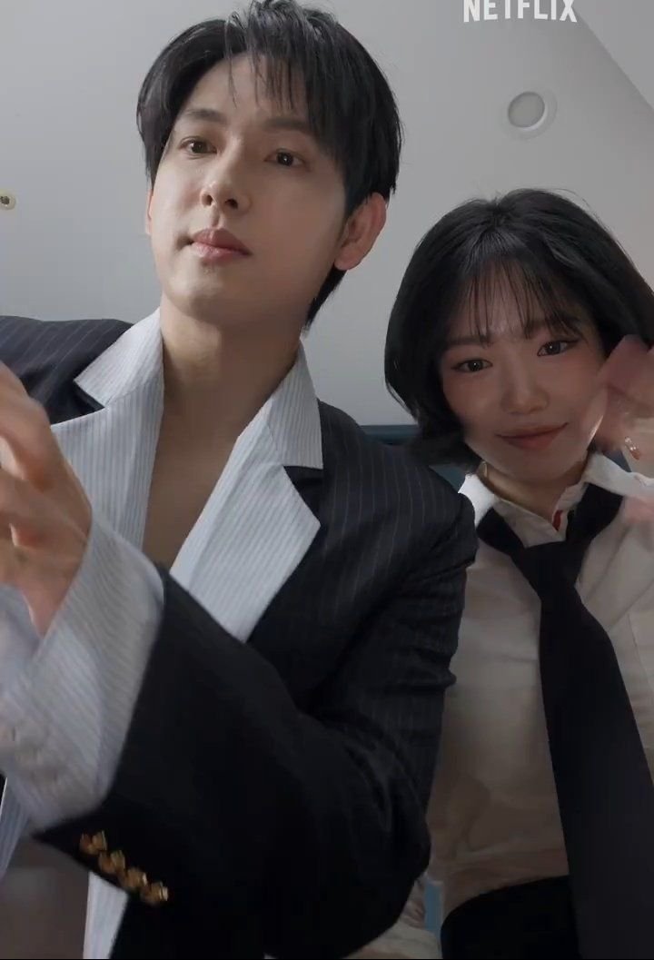 Lee Myung-gi tweet media