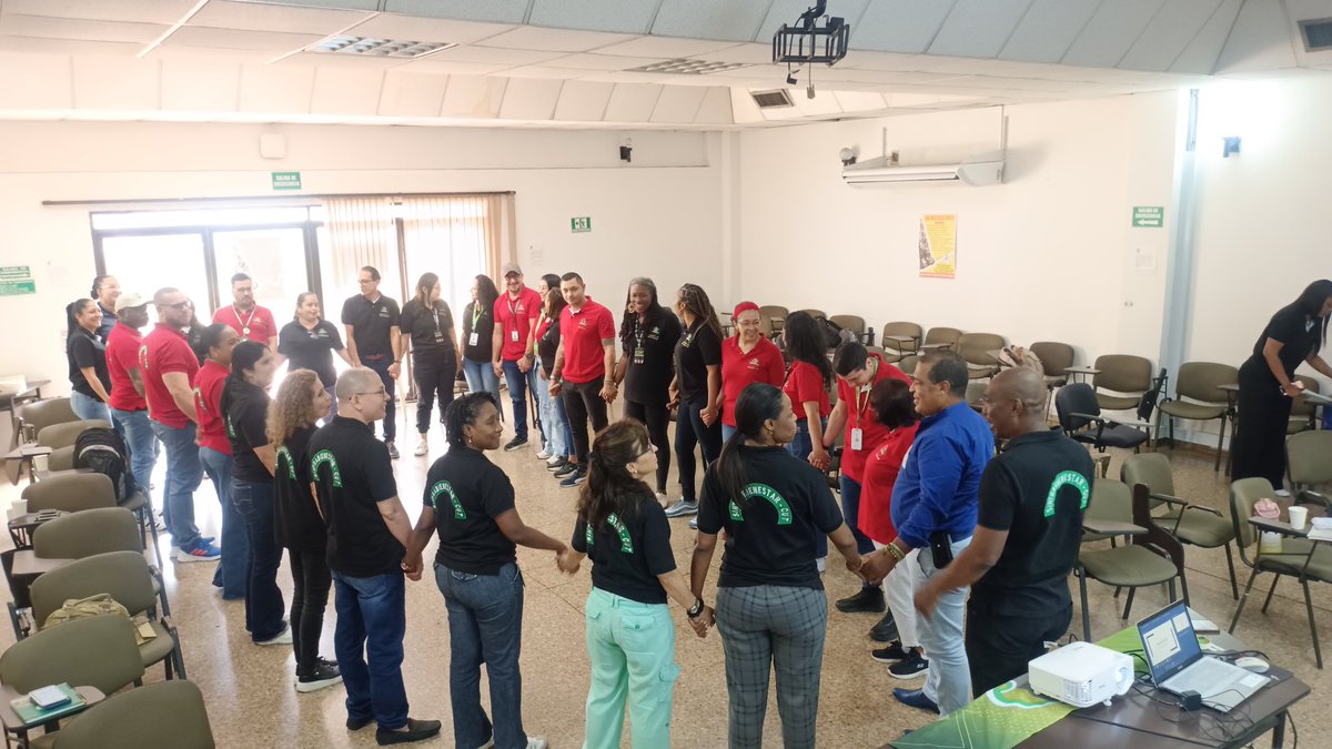 SINTRABIENESTA4's tweet photo. En este momento se adelanta encuentro de líderes de SINTRABIENESTAR CALI.
Reafirmando principios de responsabilidad, solidaridad, respeto, equidad y compromiso con los trabajadores del ICBF.
@sintrabienesta3 @sintratolima 
@Sindicato_ICBF 
@Sintra_Antioq 
@Seccionalhuila3 https://t.co/OX2lxSbCkj