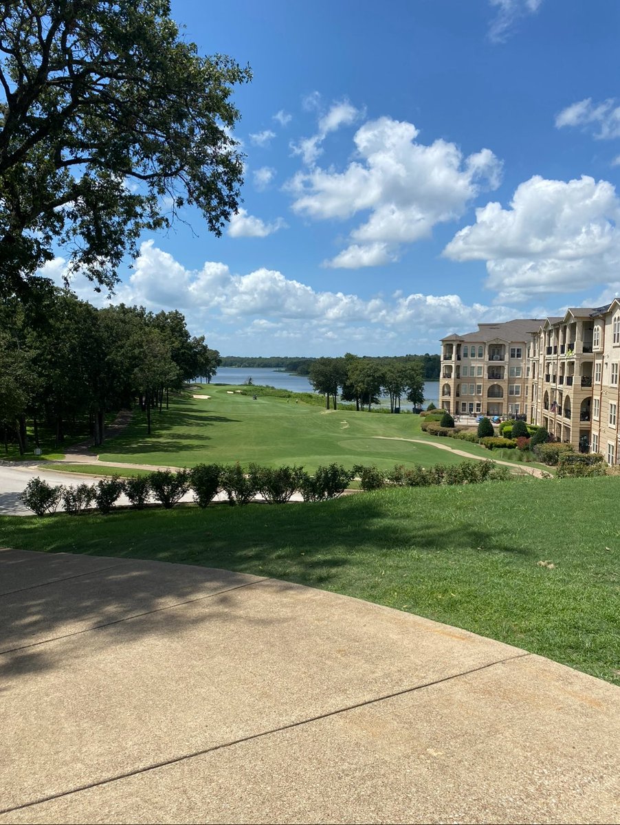 sirjamesoftx's tweet image. Hello weekend. It’s nice to see you again