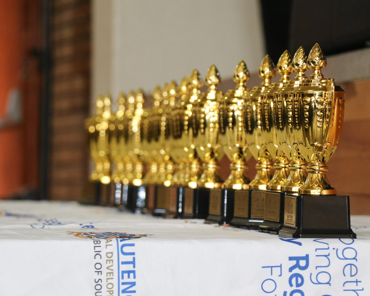 gpgSocDev's tweet image. Earlier today, @gpgSocDev #EasternCorridor hosted Older Persons in a Regional Choir Festival at #KwaThema Hall @City_Ekurhuleni .

#ActiveAgeing #RegionalChoirFestival #ElderweCare #60PlusMatters #GrowingGautengTogether