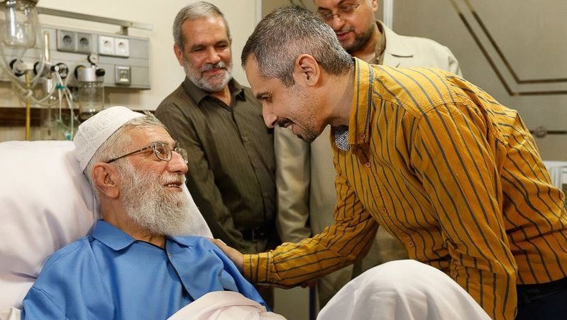 رهبر با نپذیرفتن خاتمی خیلی وقت پیش شاخ فتنه رو شکست.