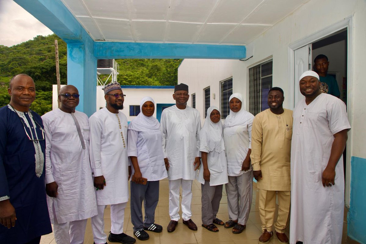 NphcdaNG's tweet image. The ED/CEO NPHCDA, Dr. @Muyi_Aina, inspected PHC Obuburu, Adavi LGA, Kogi—one of the facilities revitalized under the PHC Revitalization Initiative. He lauded Gov. Ododo’s team for quality work &amp;amp; assured continued federal support through Impact &amp;amp; BHCPF.
#PHCRevitalization