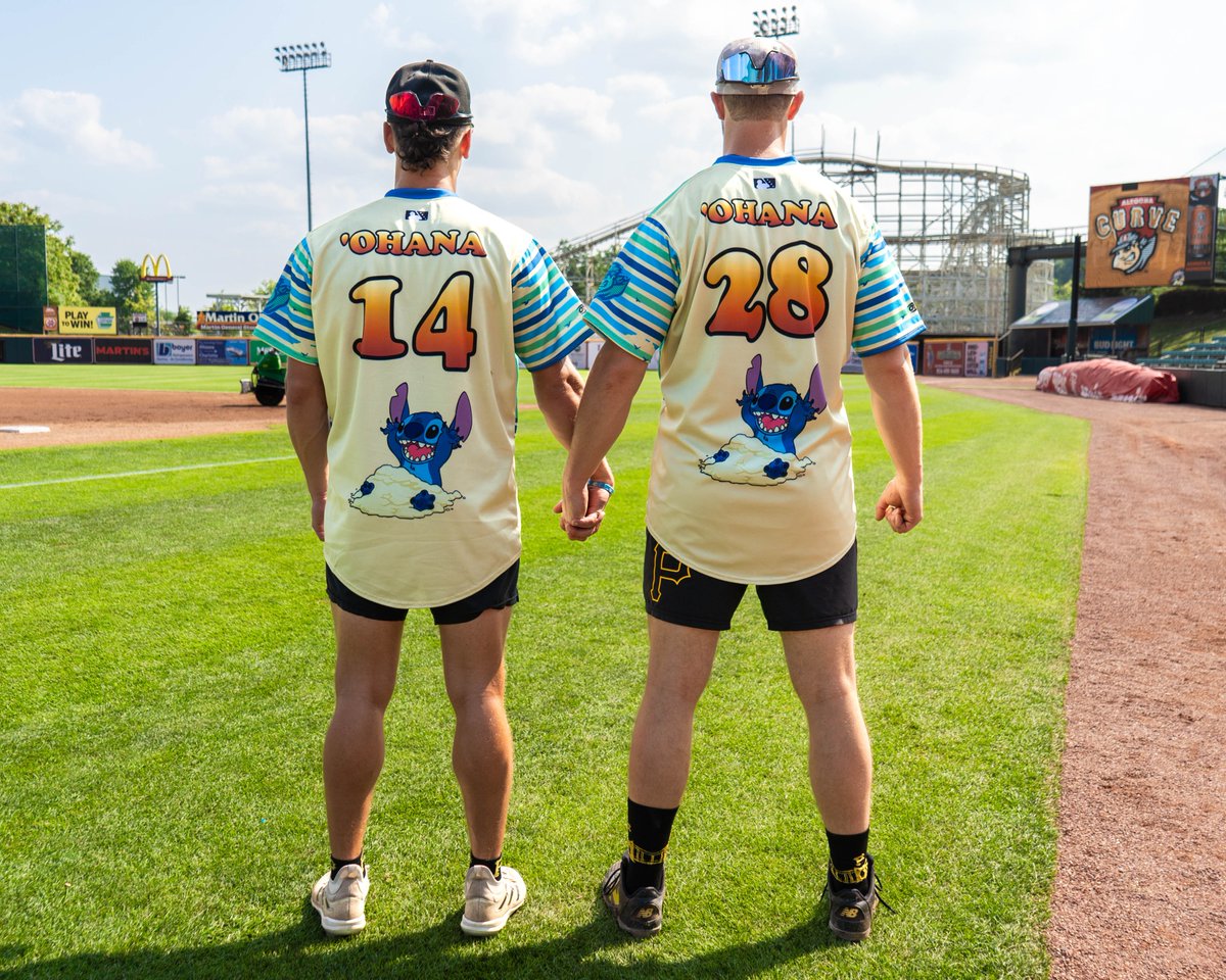 Ohana means family, and family means nobody gets left behind!
Lilo &amp; Stitch jerseys are now up for auction till August 26th 🌺 Don't forget to join us tonight to see these jersey's live in action!

Auction link: tinyurl.com/k9e6zpzb
