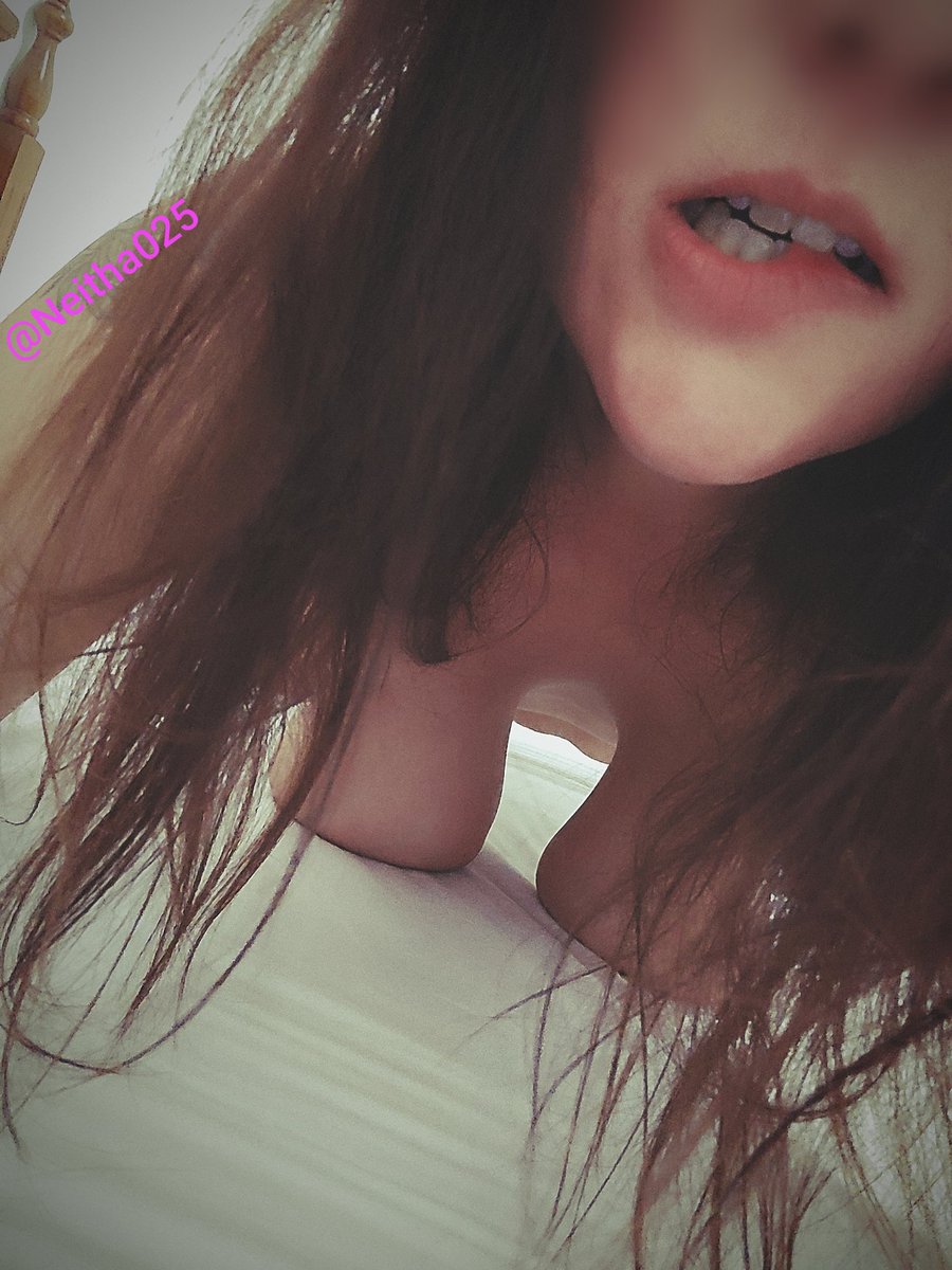 Neitha025's tweet photo. Preparados para un fin de semana lleno de placer?
Quiero ser tu lugar favorito, ese que no se encuentra ni en los mapas💯😏😏🔥😈 ❤️❤️RT https://t.co/l7GpqlPXLB