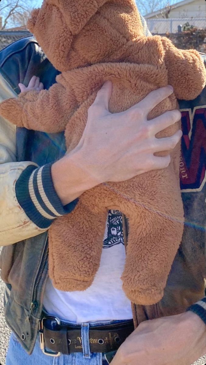 sett. (@wingscorps) on Twitter photo 