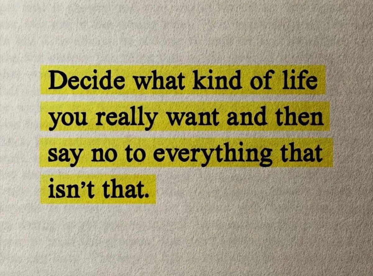 Happy Friday! Go DOMINATE 👊 #GSDMode4Life