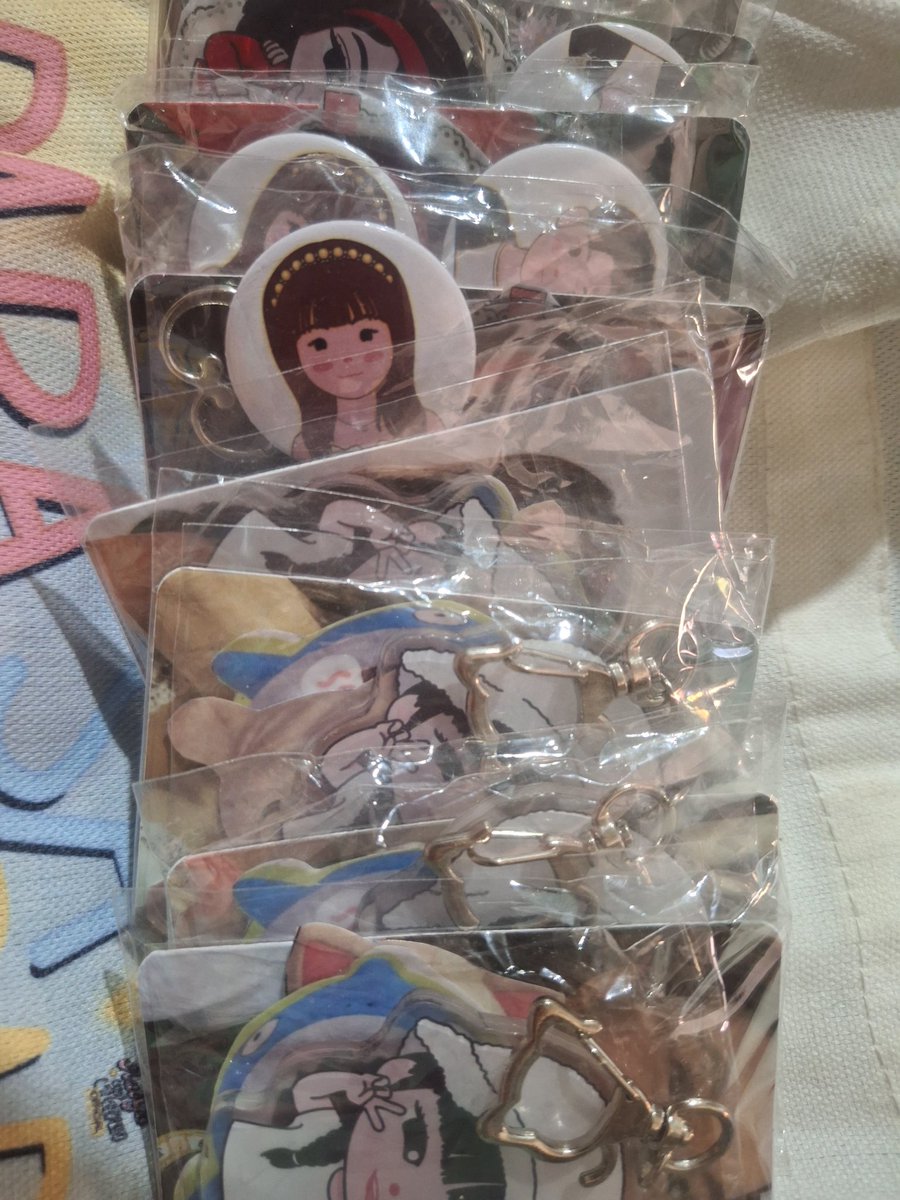 dlaesksk's tweet image. hellooo ! we still have #rabgel &amp;amp; #gel keyring, dm me if inch ˚ʚ♡ɞ˚