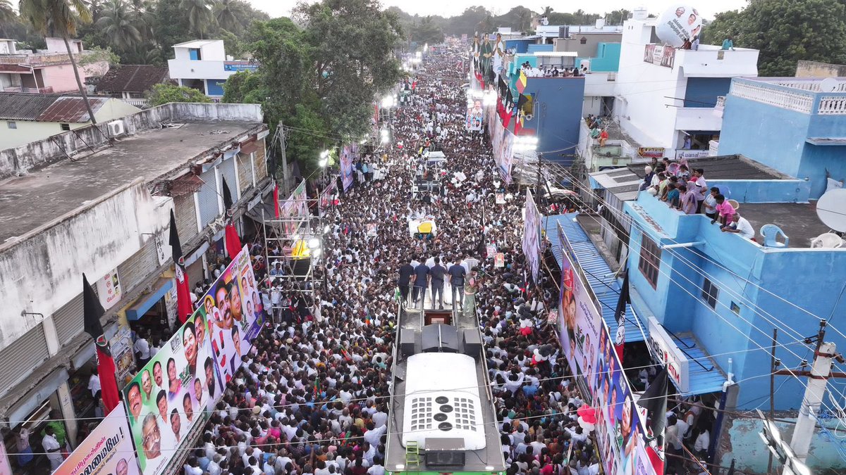 Edappadi K Palaniswami-SayYEStoWomenSafety&AIADMK (@epstamilnadu) on Twitter photo சொன்ன எதையுமே செய்யாத செயலற்ற ஆட்சி தான் ஸ்டாலின் மாடல் ஆட்சி என்பதை திடமாக தெரிவிக்கின்றனர் #செய்யூர் தொகுதி மக்கள்.
2026-ல் அமையவுள்ள <a href="/AIADMKOfficial/">AIADMK - -SayYesToWomenSafety&AIADMK</a> ஆட்சி, மாண்புமிகு அம்மா அவர்கள் வழியில் "சொல்பவை யாவையும் செய்யும்; சொல்லாத பல நன்மைகளையும் அளிக்கும்"!
#மக்களைக்_காப்போம் சொன்ன எதையுமே செய்யாத செயலற்ற ஆட்சி தான் ஸ்டாலின் மாடல் ஆட்சி என்பதை திடமாக தெரிவிக்கின்றனர் #செய்யூர் தொகுதி மக்கள்.
2026-ல் அமையவுள்ள <a href="/AIADMKOfficial/">AIADMK - -SayYesToWomenSafety&AIADMK</a> ஆட்சி, மாண்புமிகு அம்மா அவர்கள் வழியில் "சொல்பவை யாவையும் செய்யும்; சொல்லாத பல நன்மைகளையும் அளிக்கும்"!
#மக்களைக்_காப்போம்