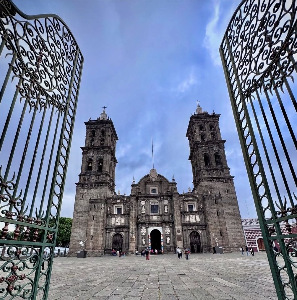 ¡Feliz, exitoso y bendecido #viernes! Que hoy sea un día maravilloso. Les envío un abrazo y les deseo lo mejor.

📷 Carlos Palafox