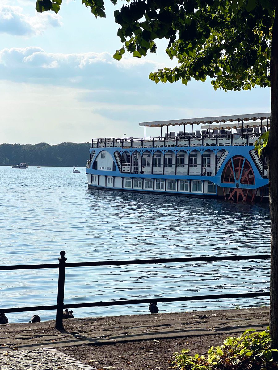 🏃🎧
Koşudayken tavsiye ettiğiniz müzik listesi varmı? Spotify olur youtube müzik olur✅