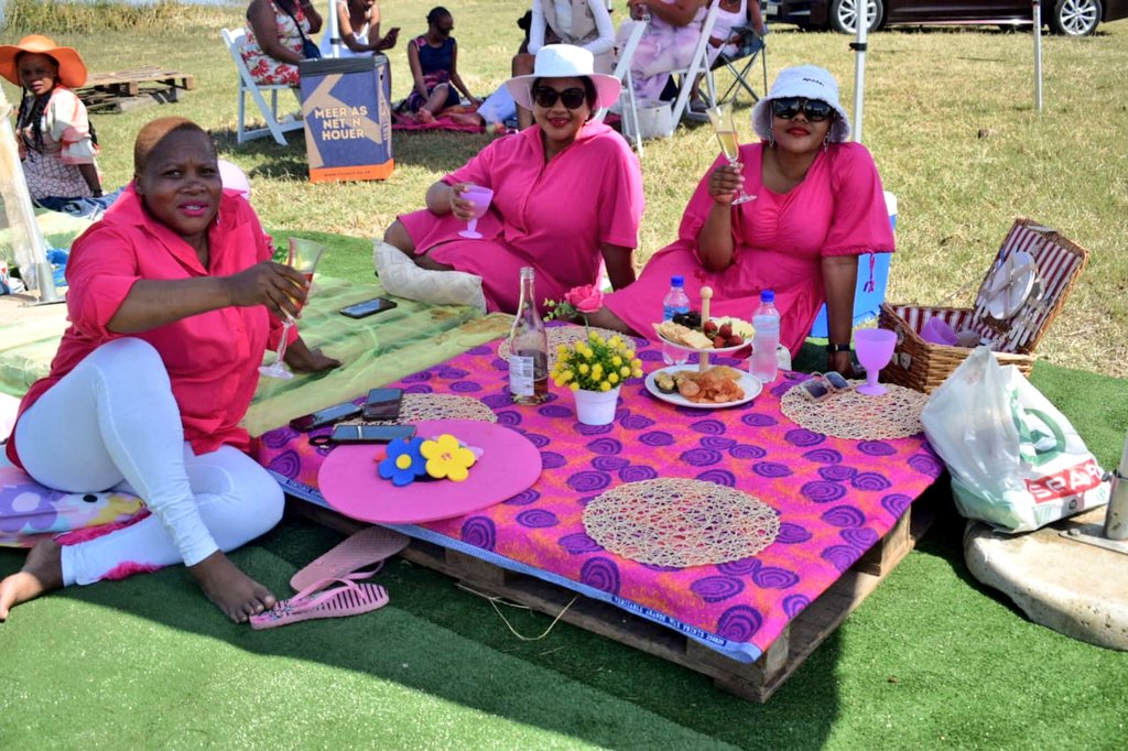 Ledet Women 's Day Celebration 🍾🎊🎉