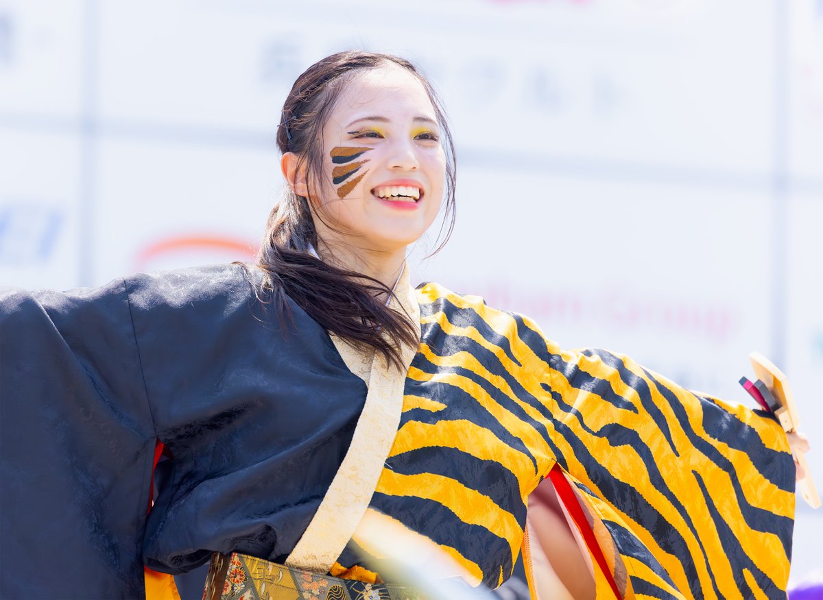 KacchanPic's tweet image. 2025-08-17 おの恋おどり 市民広場メインステージ

有閑踊り子一座 飛舞人
『凱閃』 龍虎　信-shine-

#飛舞人
#おの恋 #おの恋おどり