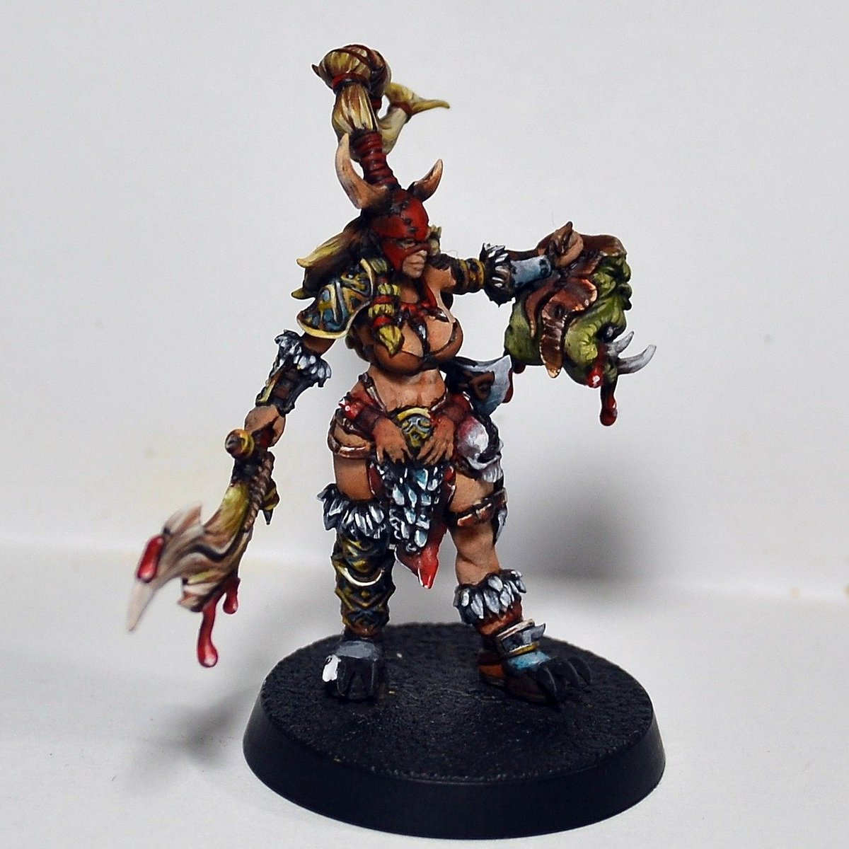 Meet Orna, the Scarlet Blade!

#LegendsOfSignum #miniatures #miniaturepainting #processofpainting #darkfantasy #dndminiatures #collectebleminiatures #barbarian #dndbarbarian #barbarianmaid #redsonia #grimdark #signumgames
