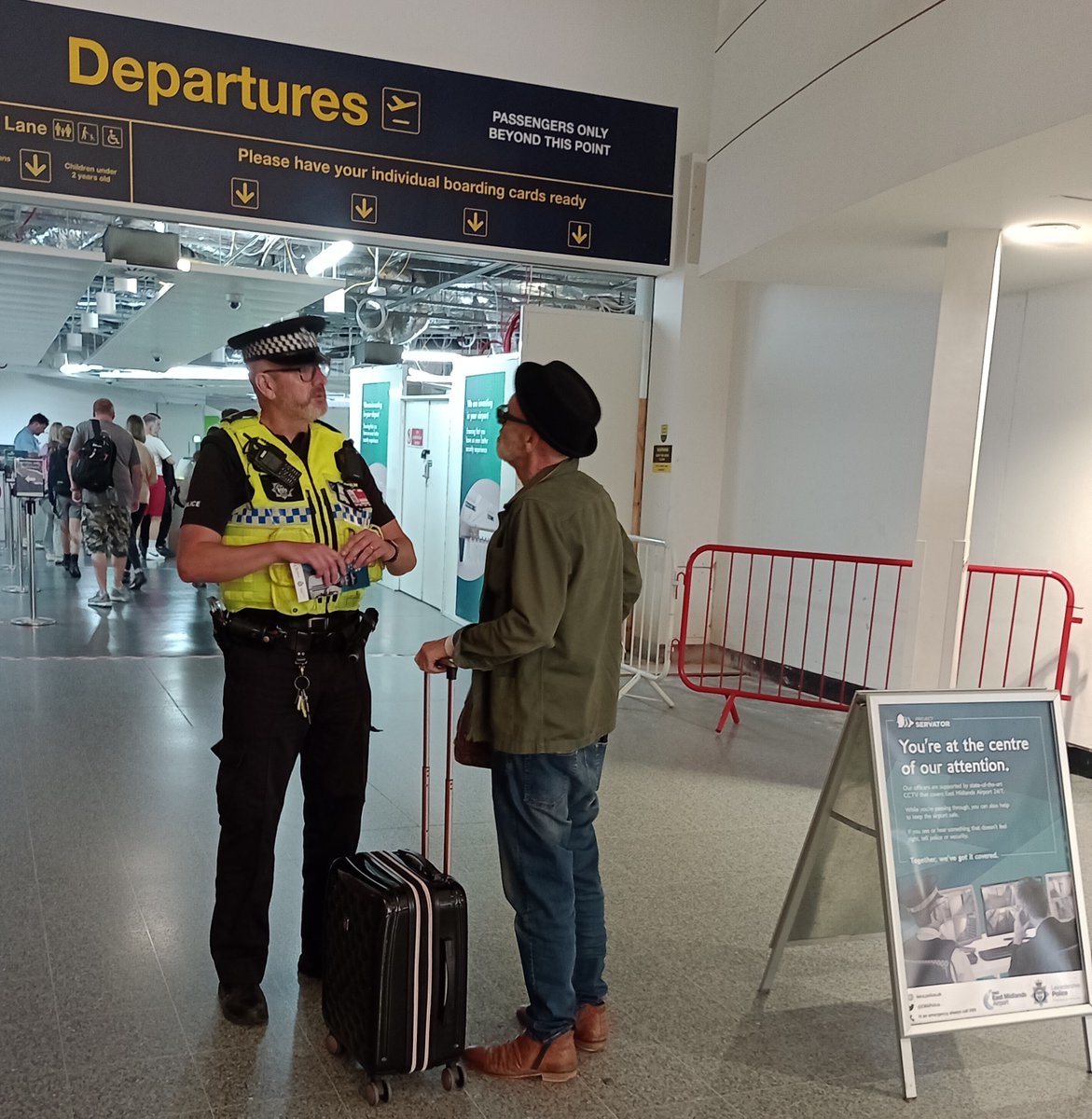 Working with businesses and security partners within <a href="/EMA_Airport/">East Midlands Airport</a>  and deploying special trained #ProjectServator officers at unpredictable times,  we use a range of resources including CCTV and plain clothes officers to disrupt criminal behaviour.
Together, we've got it covered.
