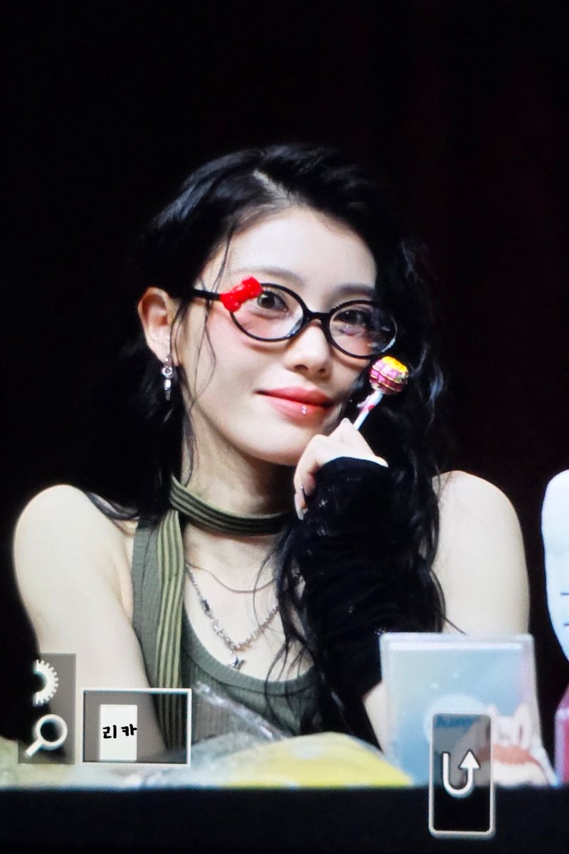 250822 점프업 대면 팬싸 프리뷰

#Kep1er #XIAOTING #케플러 #샤오팅 #션샤오팅 #심소정 #沈小婷