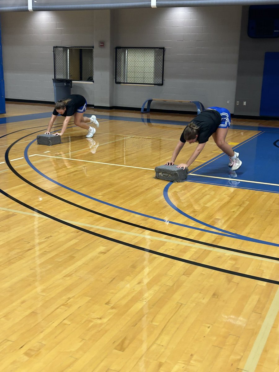 Fun-day Friday morning workout w/ <a href="/ICC_CougarsWBB/">ICC Women’s Basketball</a>