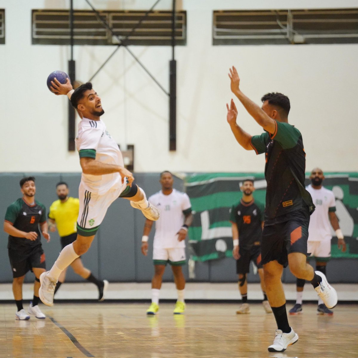 📸 تغطية مصورة لمواجهة | الأهلي 🆚️ النور
🤾‍♂️ الجولة 1️⃣ من #ممتاز_اليد_السعودية