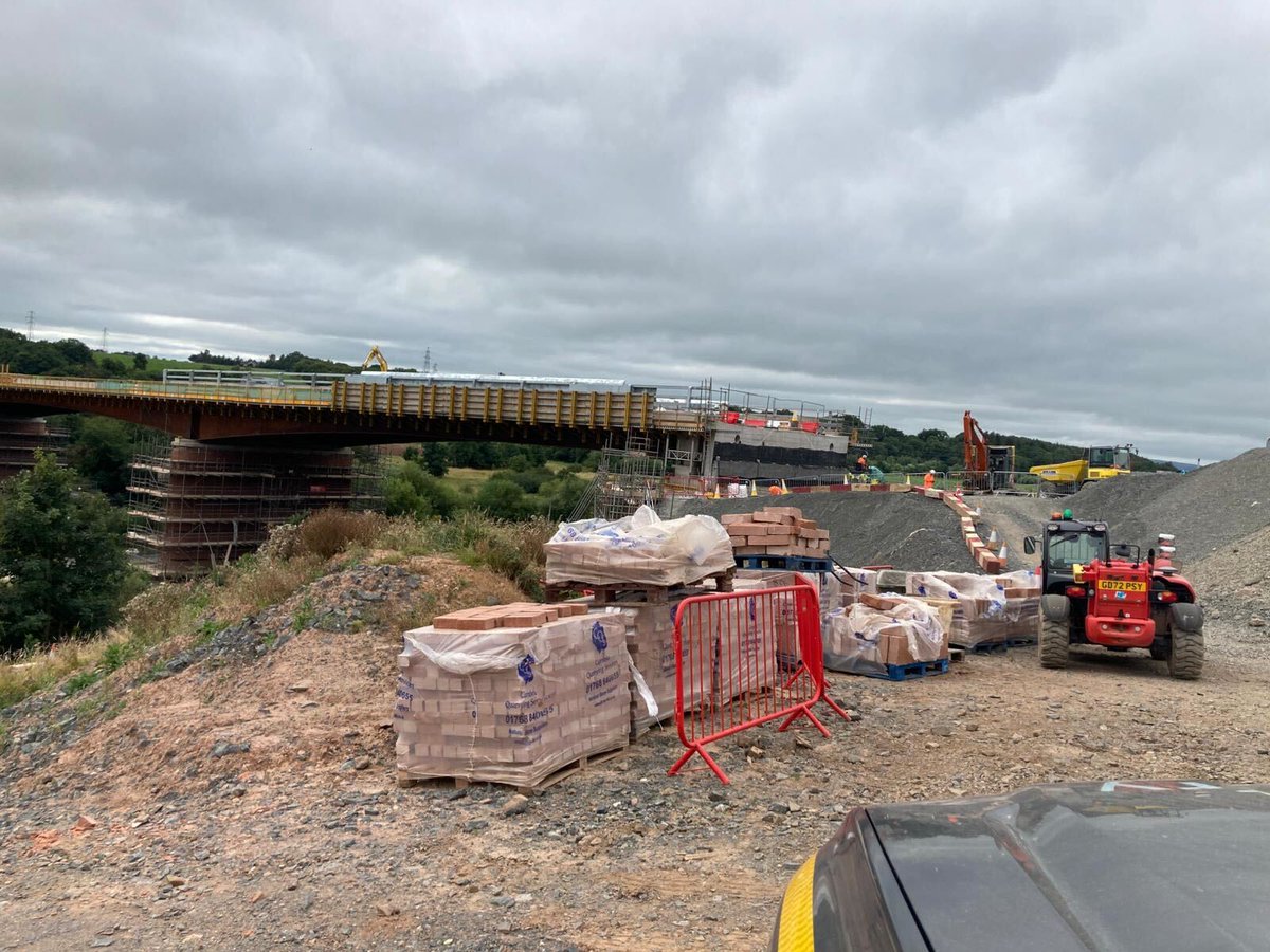 VGCGroup tweet media