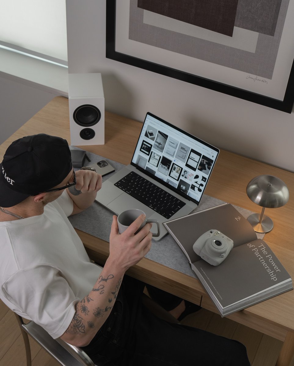 PSBSpeakers's tweet photo. Big sound. Clean setup. Effortless streaming.
The PSB Alpha iQ delivers hi-res audio with BluOS built in, giving you a powerful, minimalist system that fits perfectly into any space.
๐ถ Just press play.
https://t.co/Brj0AmyNS3
#PSBSpeakers #AlphaIQ #WirelessHiFi #HiResAudio #BluOS #PoweredSpeakers