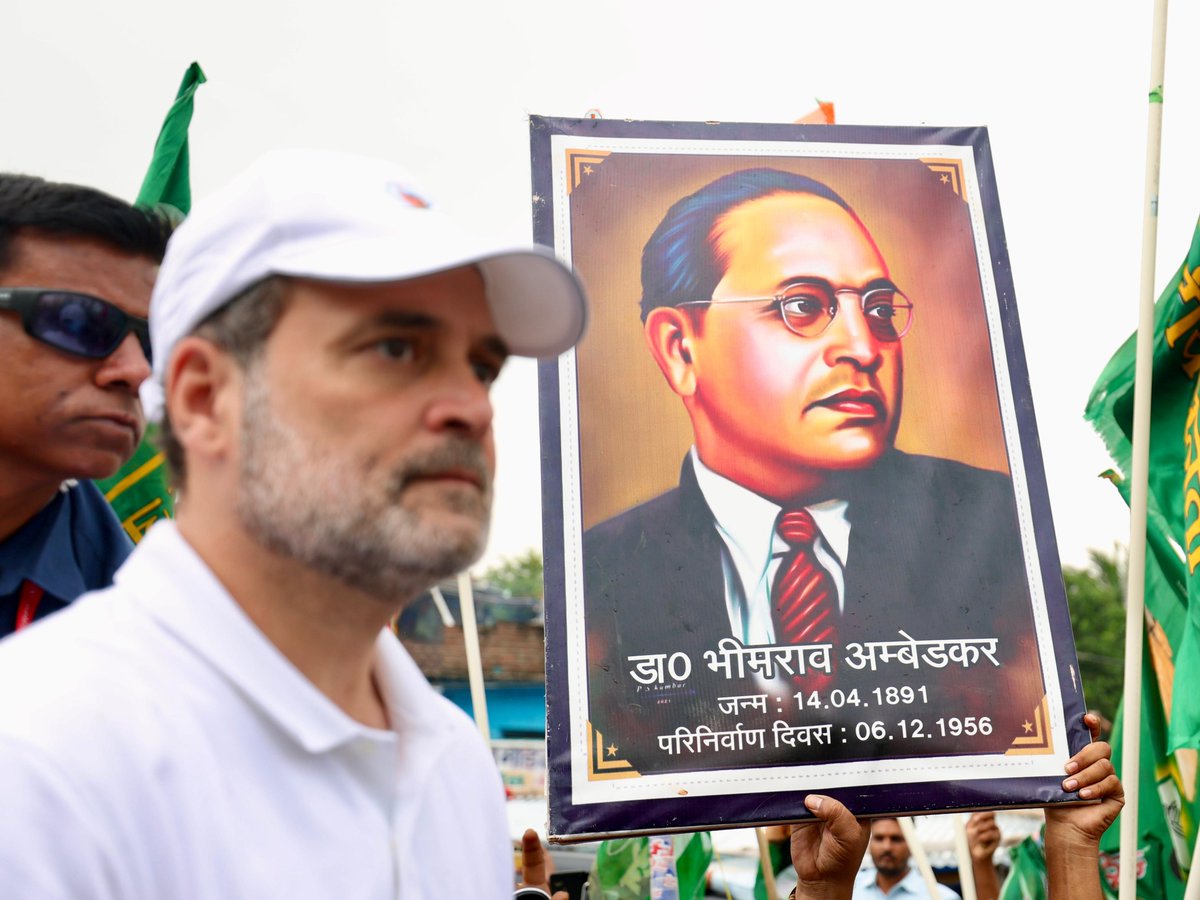 जय भीम ✊
जय संविधान 🇮🇳