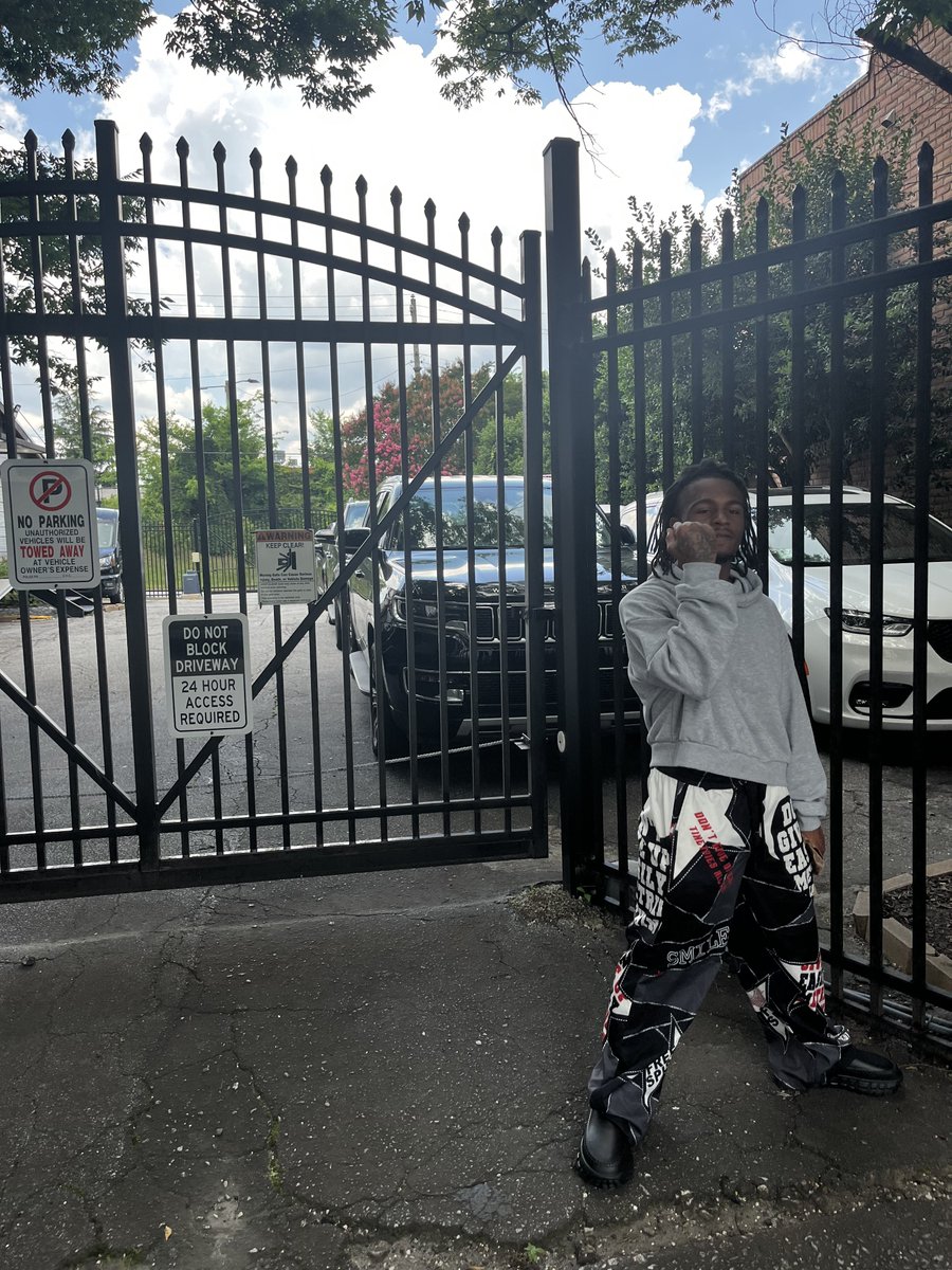 PrimetimePres's tweet image. 🚮 for you TL