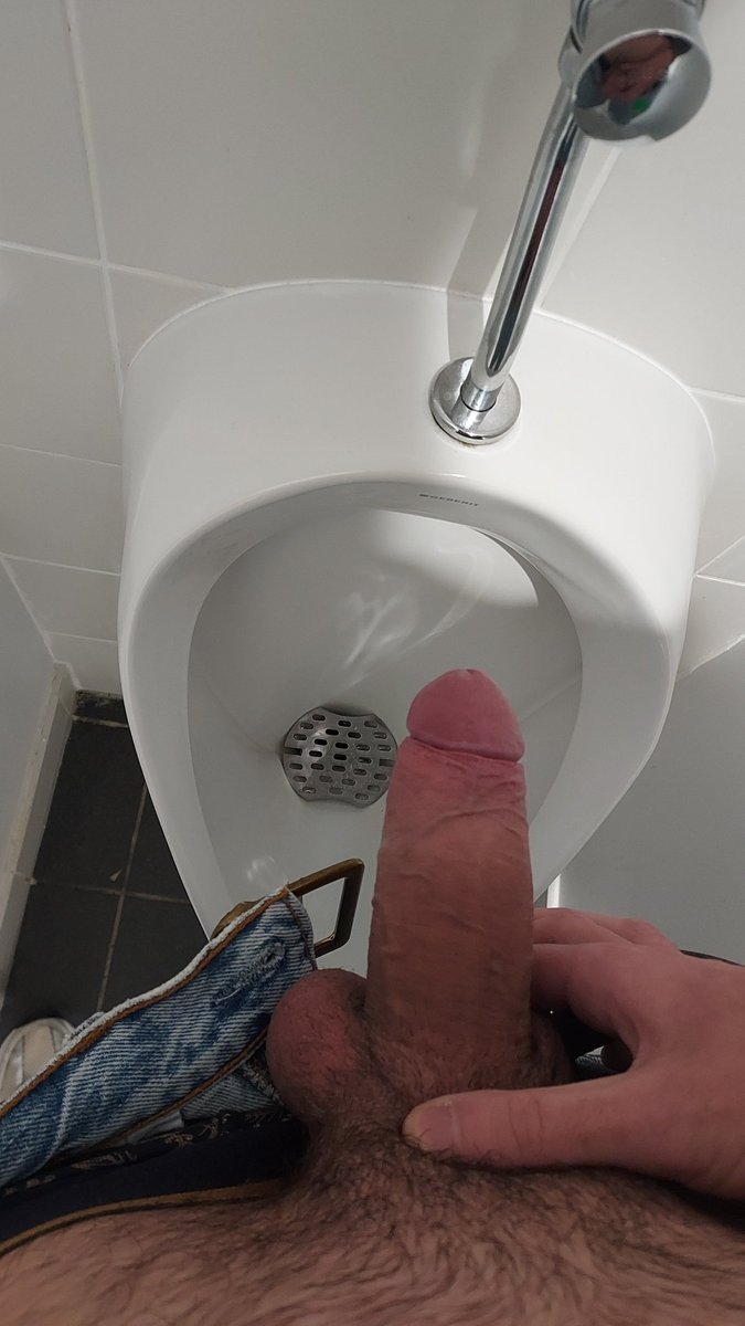 Meet me at the urinals
