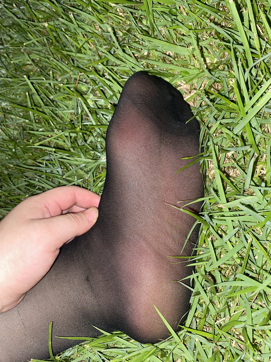 福利姬舒月分享的黄推图片3 - 网红私拍内容