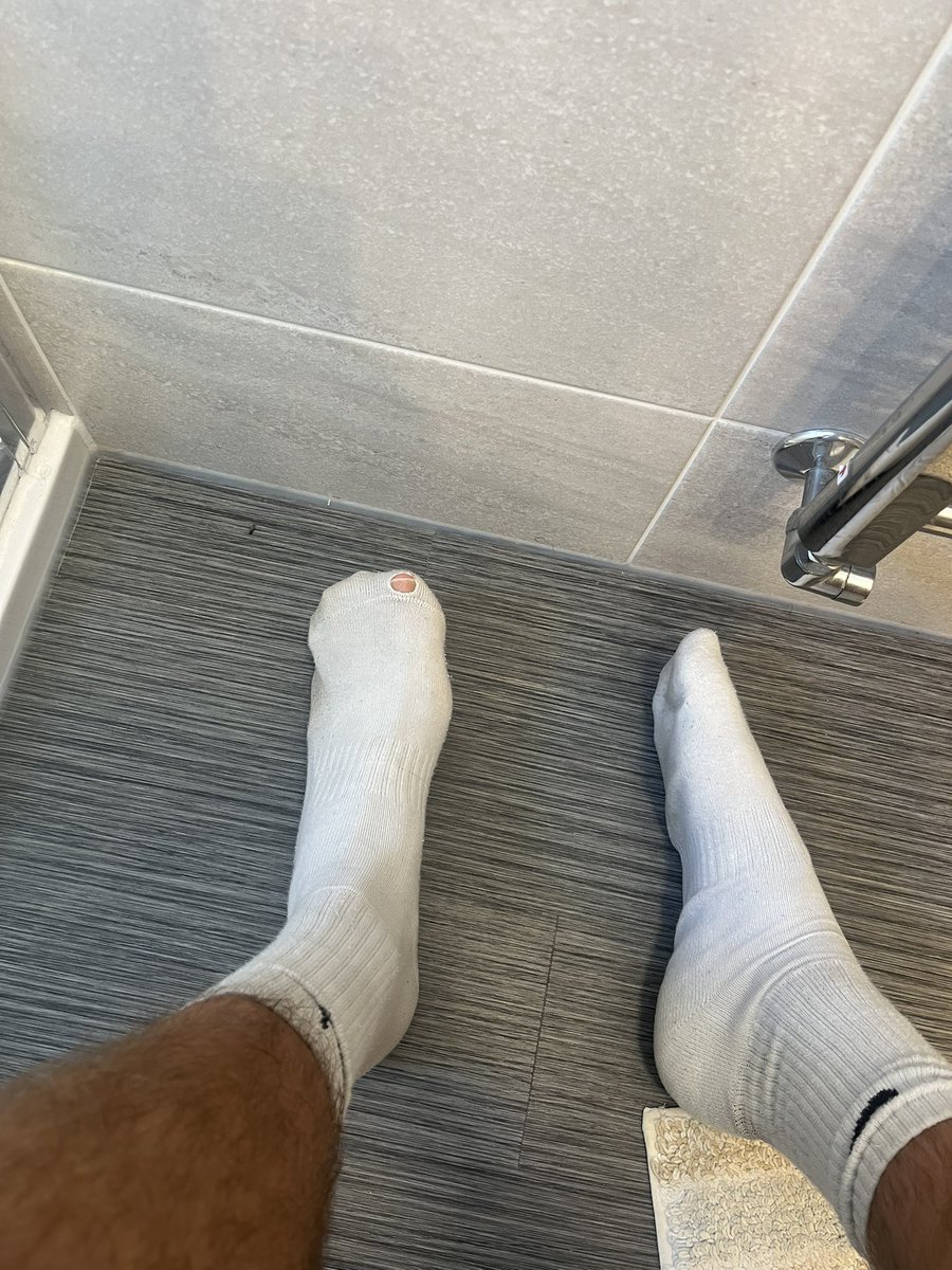 AlphaCarlos tweet media
