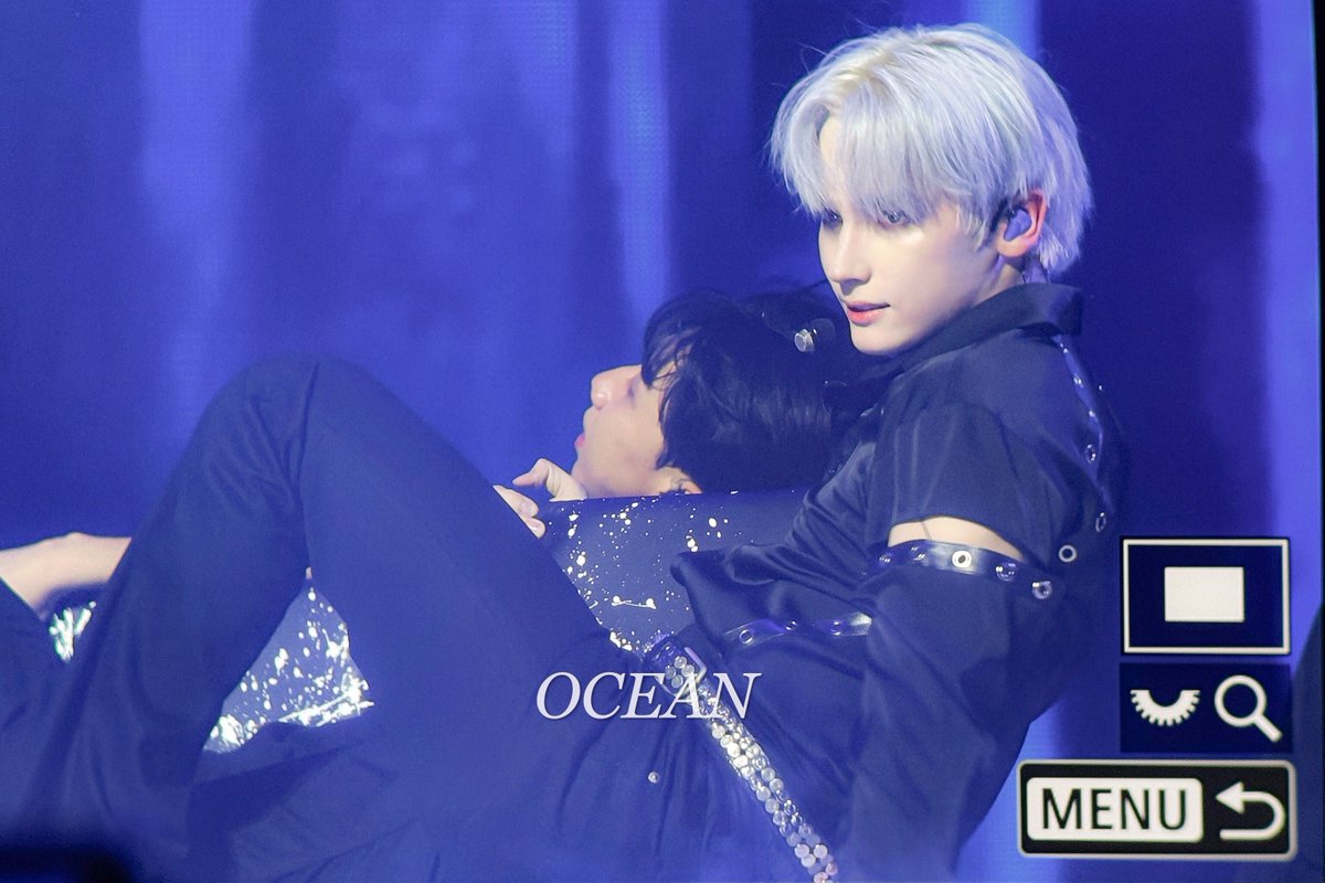 250822
#휴닝카이 #HUENINGKAI #ヒュニンカイ #休宁凯