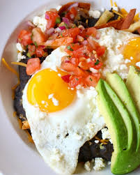 Layers of flavor, made from scratch — our Huevos Rancheros are everything a great brunch dish should be: vibrant, hearty, and unforgettable. One bite and you’ll understand the hype. 🥑🍽️ #FreshFlavors #FamousToastery