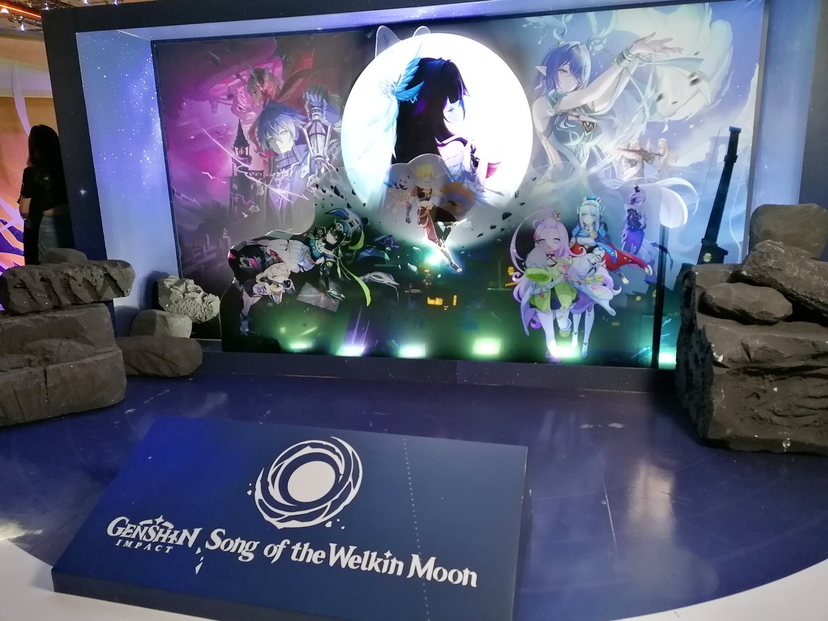 miatcha7's tweet photo. Amazingly pretty Genshin booth 😍 so excited for the new region!! 🥹✨
#Genshingamescom2025 #Nodkraigamescom https://t.co/7aSEy7RmLK