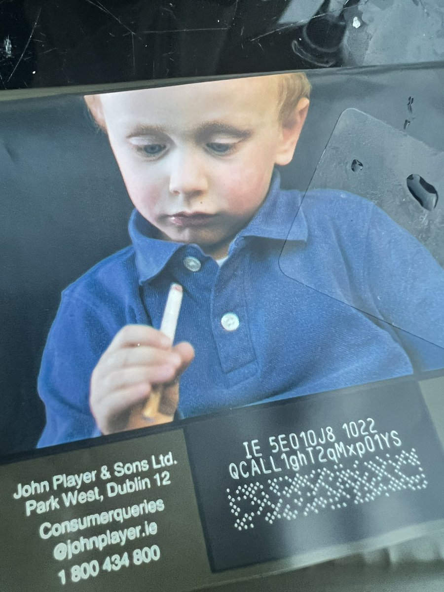 Young Putin says no smoking.