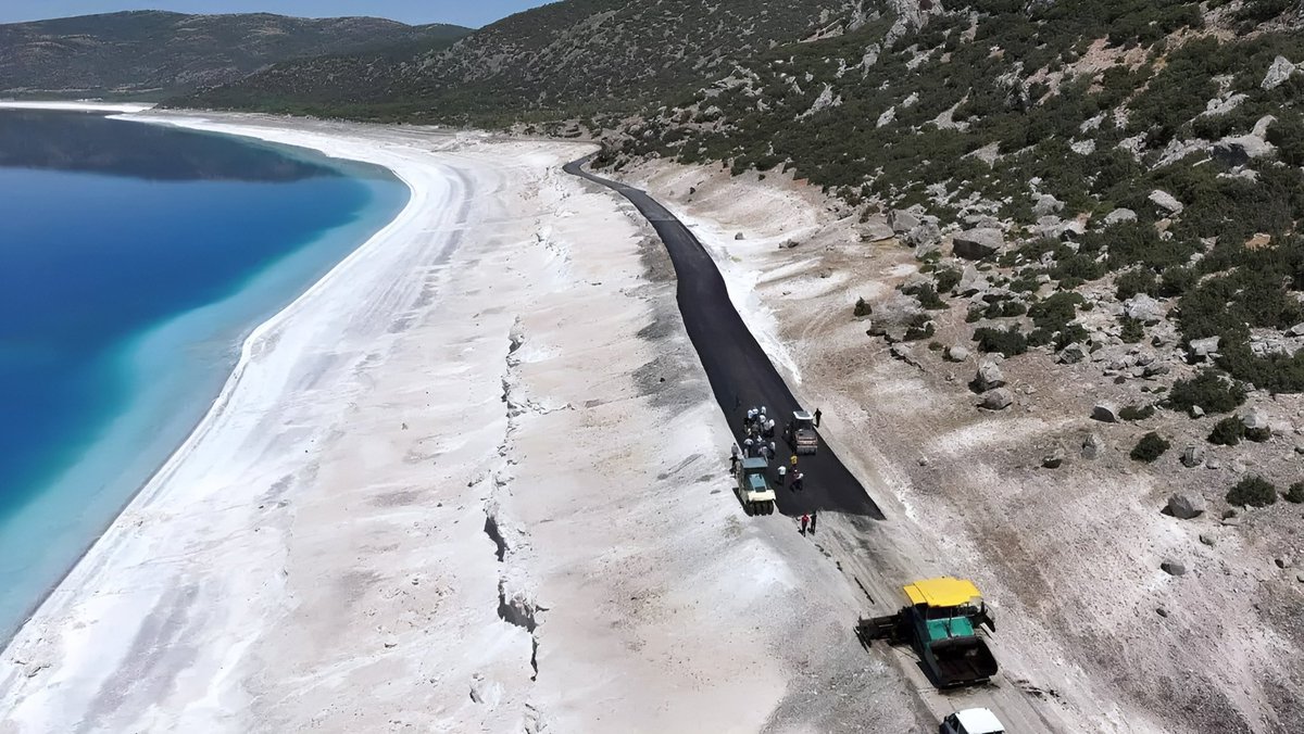 akp, kapsadığı her şey ve her kişi ile bir yıkım ve ihanet projesidir.