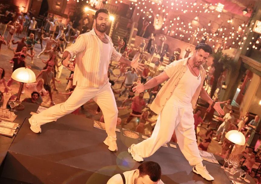 RonitRulez's tweet photo. 🔥🔥Hrithik &amp; JrNTR dance song will not be in post credits confirmed by : Dil Raju

#JrNTR #HrithikRoshan 

#War2 #War2PreReleaseEvent https://t.co/bjaetQhTGt