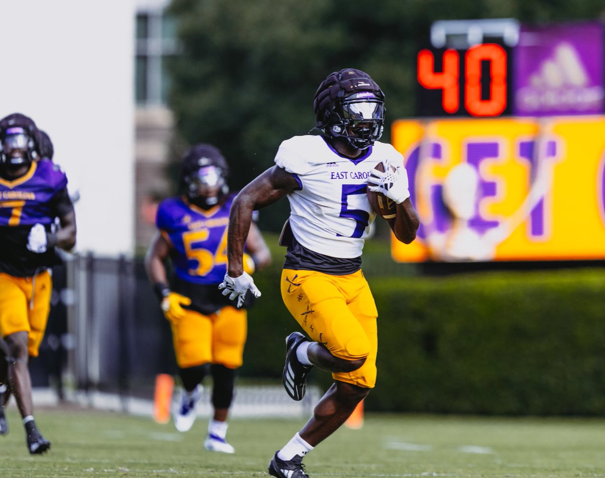 🏠📞  🏃🏾💨💨💨 #EarnTheRight #Legendary 🏴‍☠️