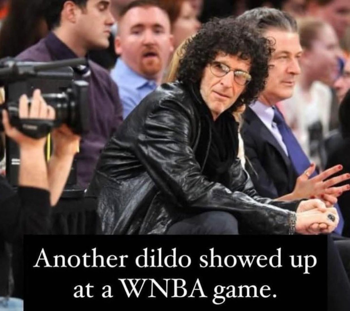 Big dildo 🤣🤣👏🏽