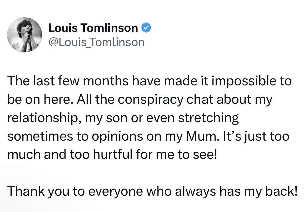NiallsFlicker93's tweet photo. @milupa38 If you “loved” him you would stop your bullshit. If you still believe in “Larry” keep it to yourself and have some fucking respect for him. People like you are the reason the guys don’t even bother being online. People like you are stupid and disrespectful. Get a fucking grip. https://t.co/wzzhpexPHJ