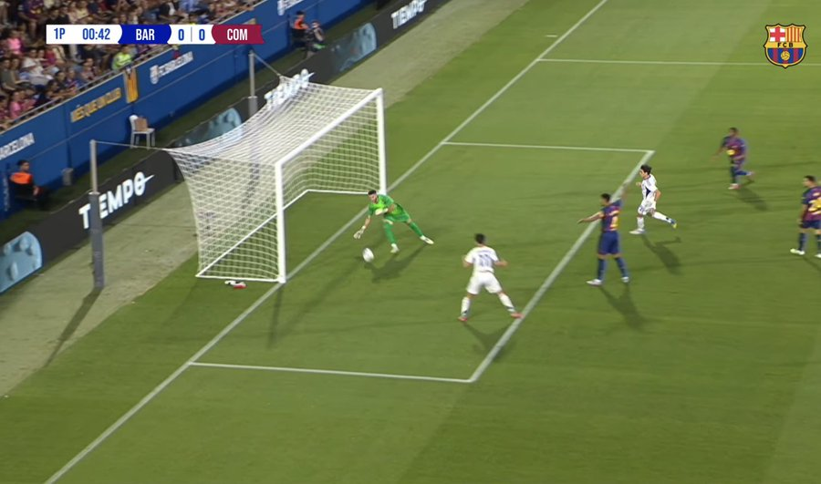 footballpunditX's tweet photo. ๐ธ - UNREAL SAVE BY JOAN GARCIA!
#FCBarcelona #BARCOM https://t.co/43XjPrM6B1