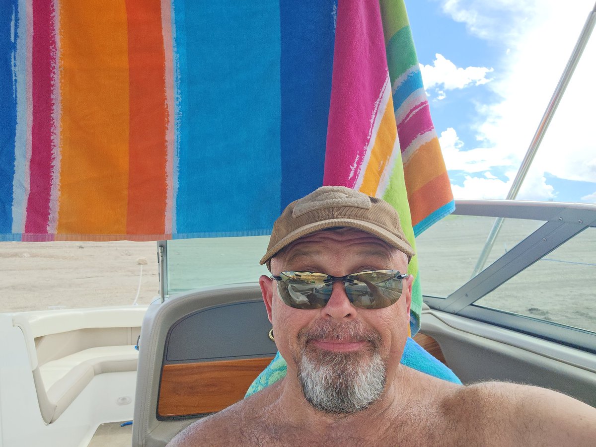 Mullanman's tweet photo. @ariithefairy43 Howdy https://t.co/jw1Pu8BRl8