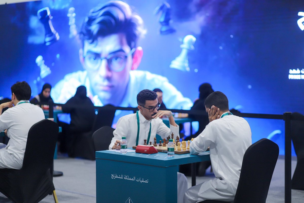 الاتحاد السعودي للشطرنج (@ksachess) on Twitter photo 📸 اليـوم الثانـي:
يـفـكـرون 🤔
يـبـدعـون 👏
يـتـألـقـون 🤩
📌تصفيات بطولة المملكة للشطرنج في المنطقة الشرقية بجامعة الأمير محمد بن فهد <a href="/pmuofficial/">جامعة الأمير محمد بن فهد</a> 📸 اليـوم الثانـي:
يـفـكـرون 🤔
يـبـدعـون 👏
يـتـألـقـون 🤩
📌تصفيات بطولة المملكة للشطرنج في المنطقة الشرقية بجامعة الأمير محمد بن فهد <a href="/pmuofficial/">جامعة الأمير محمد بن فهد</a>