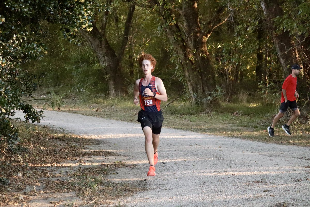 GcsRunning's tweet image. Happy 17th Birthday to Cole Stadler!!