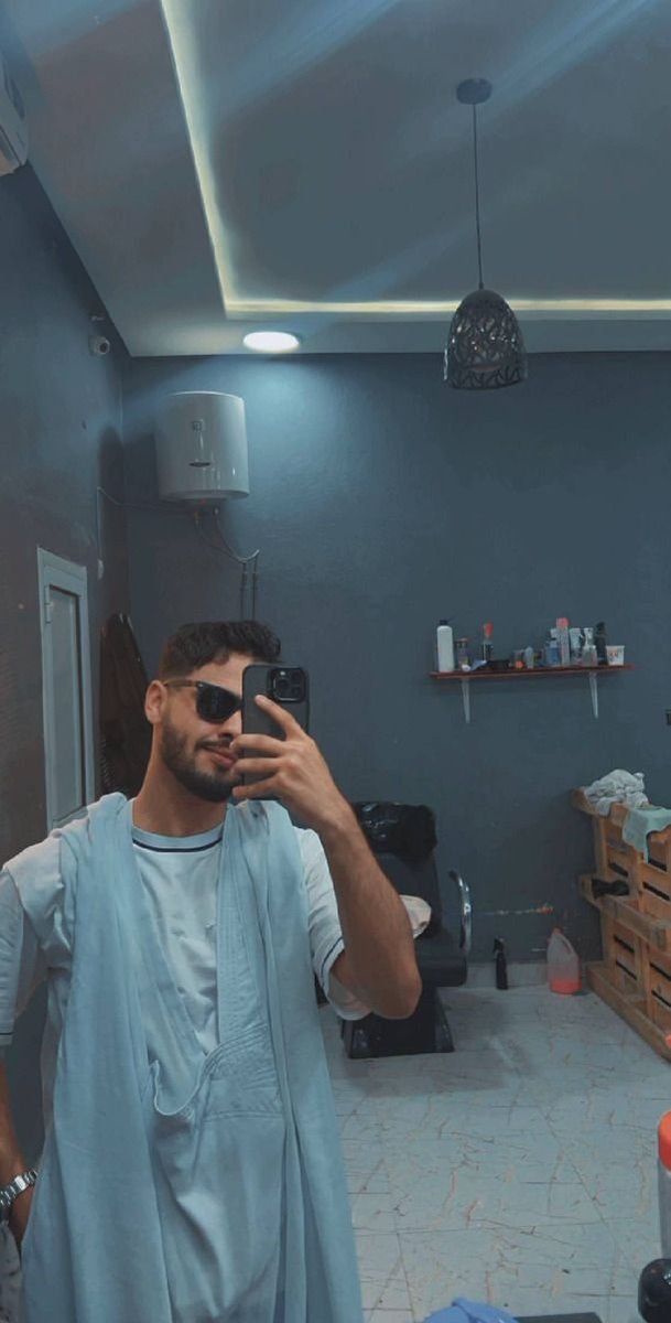 حب الحياة هو أن تعانق الصباح بابتسامة وتستقبل الأيام بروح متفائلة 🌞✨