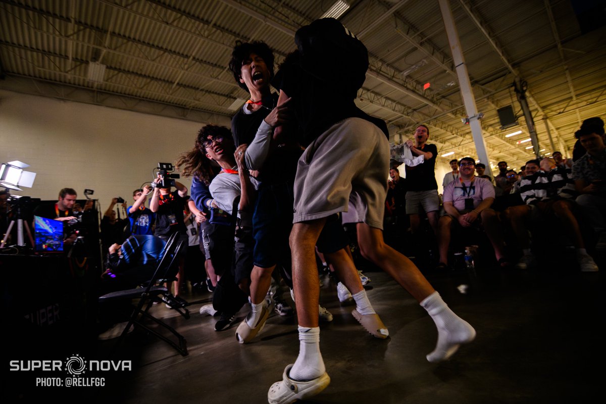 The moment after <a href="/syrup_nair/">syrup</a> qualified for Top 8.

#Supernova2025