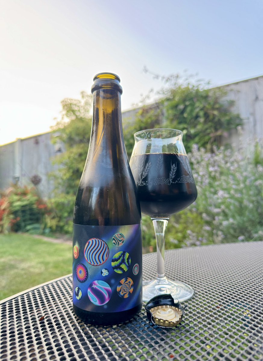_timwiddowson's tweet photo. #StoutSunday seeing out the weekend with this robust 13.2% #TrackBrewing 10th Birthday classic imperial stout. Dark, roasty seriously complex unit this. Thick & viscous a lovely warming hit from the barrel ageing. Splendid stuff & a decadent end to Sunday … over & out 💤 https://t.co/2xijtxzDwu