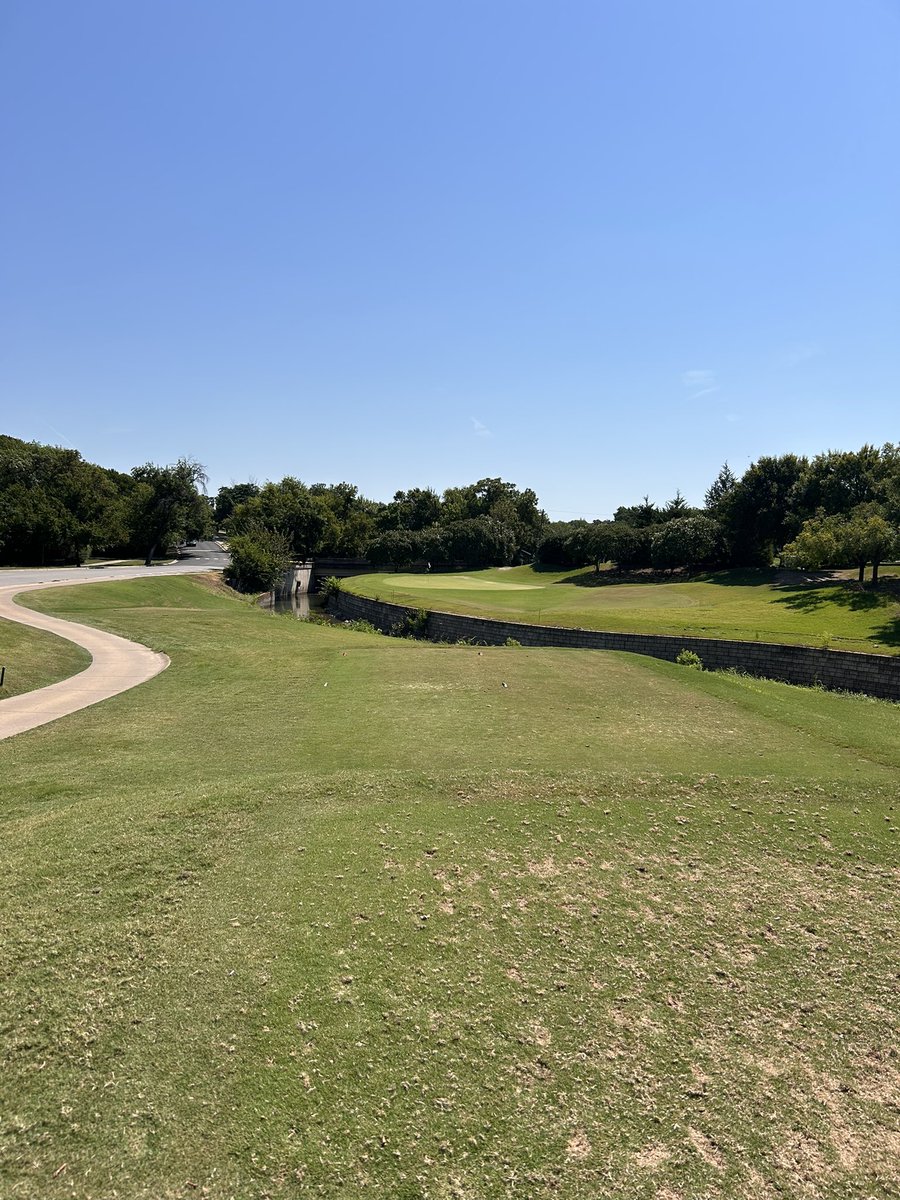 ChadStaples1's tweet photo. Old Dallas golf. Cool spot. https://t.co/68VKxaO4et