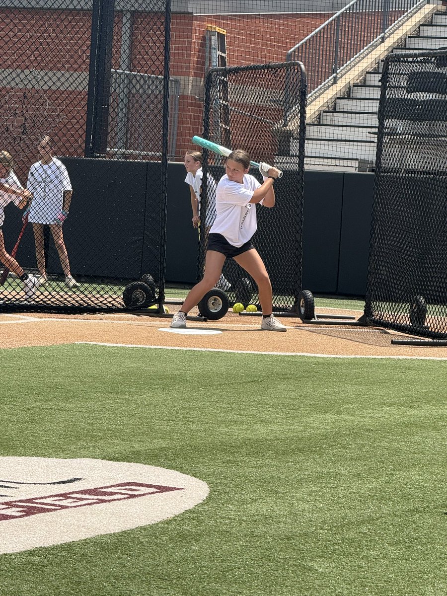 OkCommitSB's tweet image. @OCeaglesSB hitting camp with @CastleOKCommit !! 🥎🥎🥎
#committotheprocess