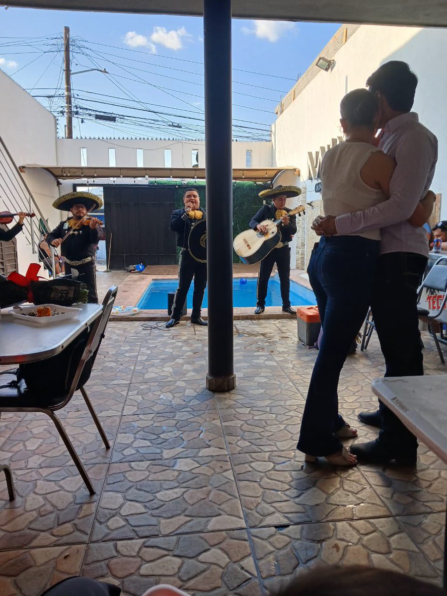 ME ENCANTAS HOMBRE GUAPO♥️